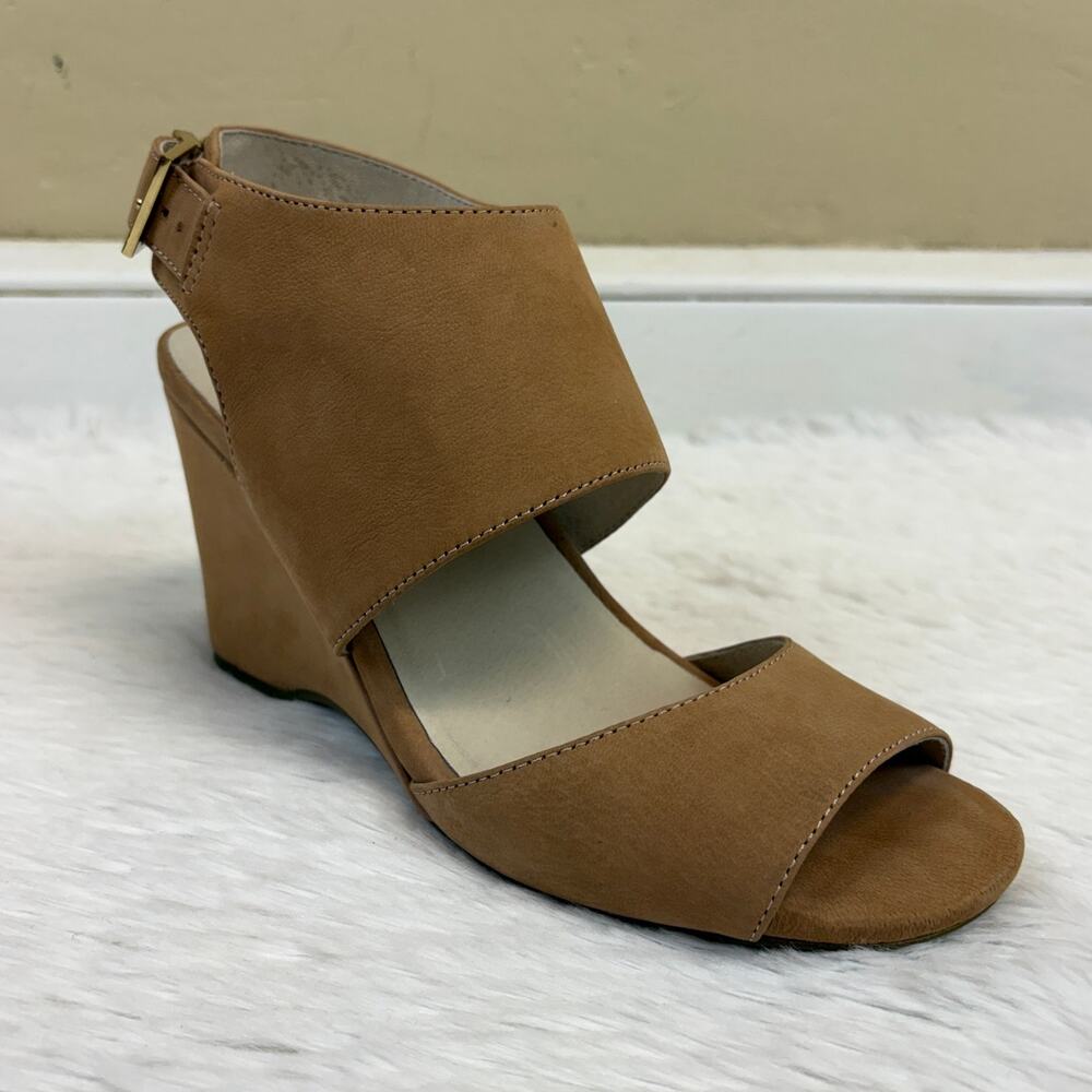 Kenneth Cole Ivan Tan Suede Wedge Pumps Size 8.5